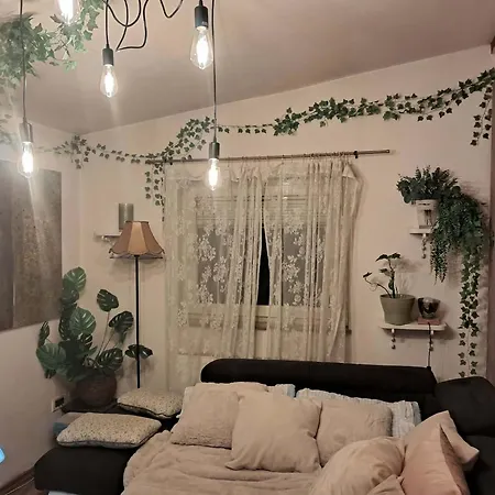 Lovely In Rose Resort, Lublaň