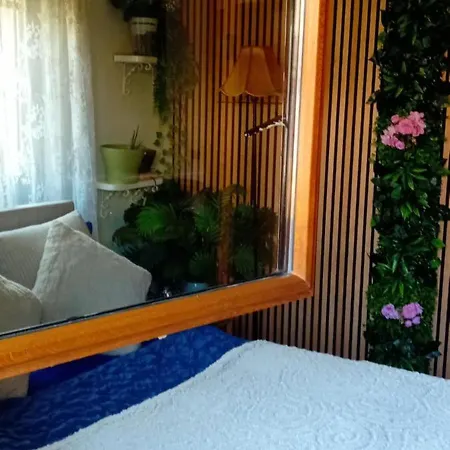 Lovely In Rose Resort, 民宿 *