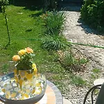 Privatunterkunft Lovely In Rose Resort,
